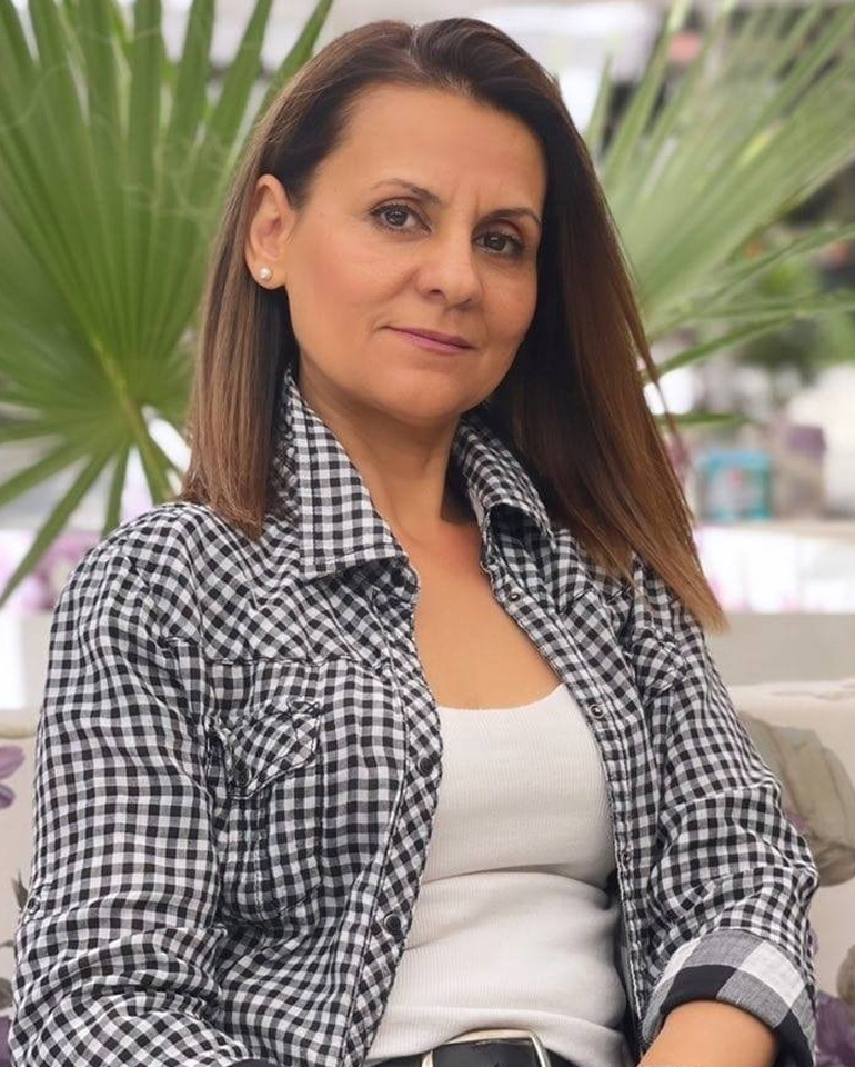 Нюлгюн Зейнел - Profile Picture